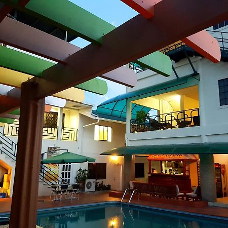 Brandsville Hotel جورج تاون المظهر الخارجي الصورة