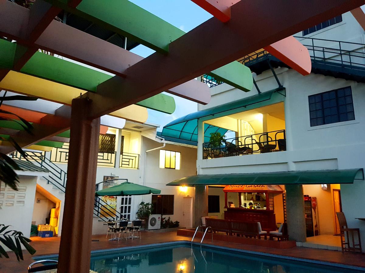Brandsville Hotel جورج تاون المظهر الخارجي الصورة